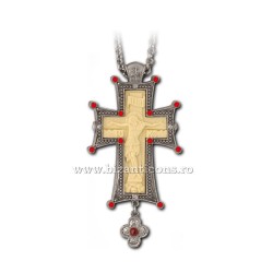 Cruce pectorala Argintie - pietre rosii - 3,8x8,8 cm MT 140-220 R
